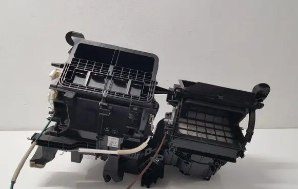 Interior heater climate box assembly