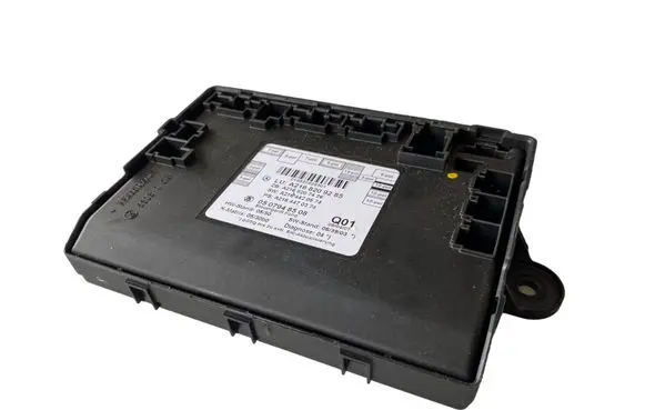 Mercedes-Benz CLS C219 Bluetooth control unit module A2168209285 A2164420574