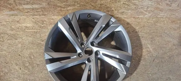 Volkswagen Tiguan R19 alloy rim 5NA601025AG K8057KT