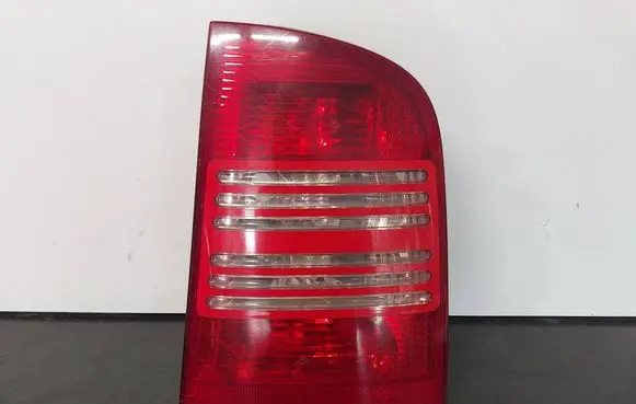 Skoda Octavia Mk1 (1U) Rear/tail lights 1U9945096 1U9945112