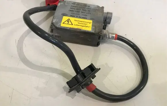 Headlight ballast module Xenon