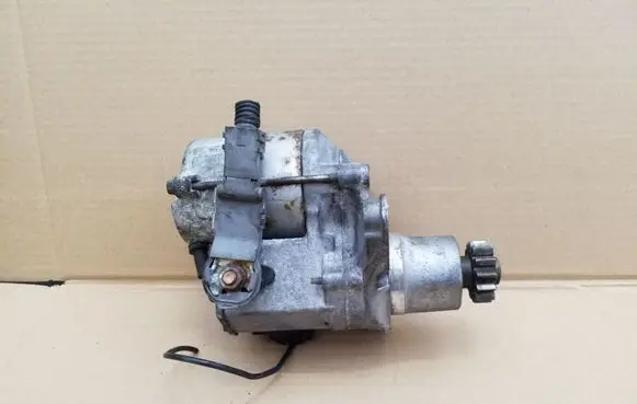 Toyota Avensis T220 Starter motor 2810028010