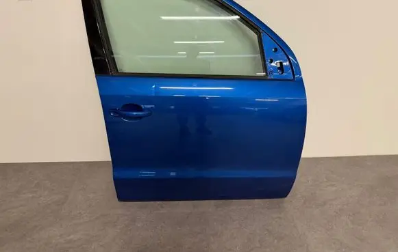 Volkswagen Amarok Front door 2HH831312