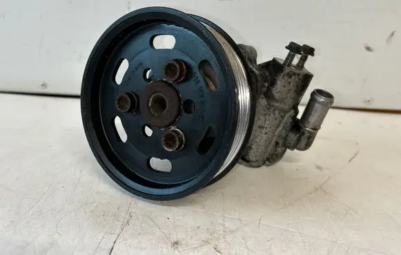 Audi A6 S6 C6 4F Power steering pump pulley 038145255B