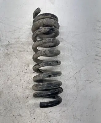 BMW M4 F82 F83 Rear coil spring 7847712 33537847712