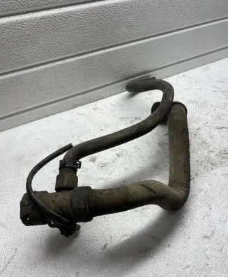 Audi A6 S6 C5 4B Engine coolant pipe/hose
