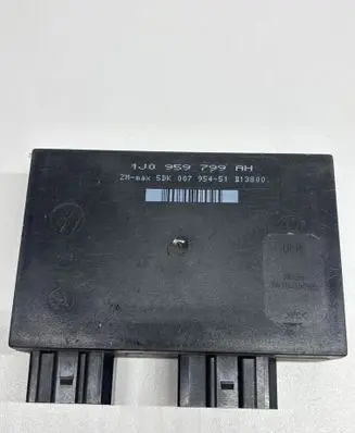 Volkswagen Golf IV Comfort/convenience module 1J0959799A 5DK00795451