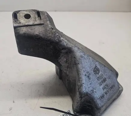 Audi A6 S6 C5 4B Engine mounting bracket 8D0199307G
