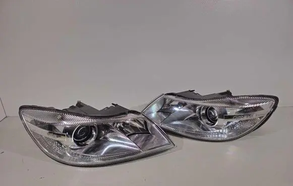 Skoda Octavia Mk2 (1Z) Headlights/headlamps set 103419012597