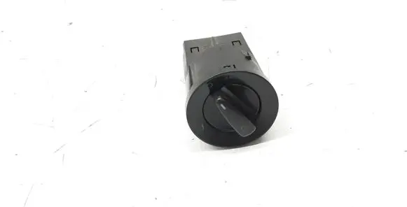 Volkswagen PASSAT B5 Light switch 3B0941531B