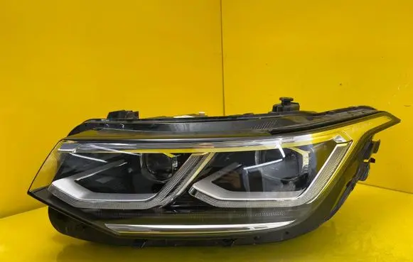 Volkswagen Tiguan Headlight/headlamp 5NB941081G