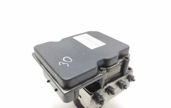 BMW 5 E60 E61 ABS Pump 6769705 6769703 6758743