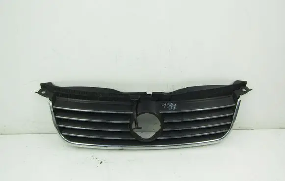 Volkswagen PASSAT B5.5 Front grill 