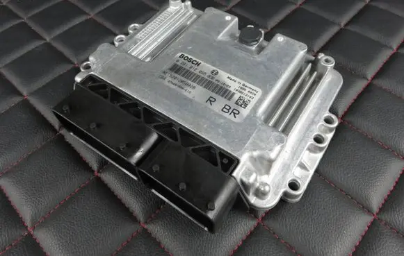 Honda CR-V Engine control unit/module 0281012095 37820RMAE15