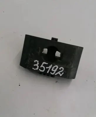 Volvo XC90 Jacking socket point 