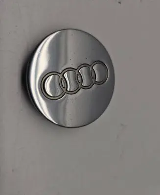 Audi A8 S8 D2 4D Original wheel cap 4D0601170A