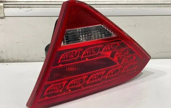 Audi A5 8T 8F Tailgate rear/tail lights 8T0945094A AU484