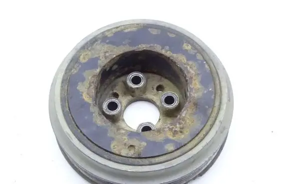 Volkswagen Golf IV Crankshaft pulley 038105243
