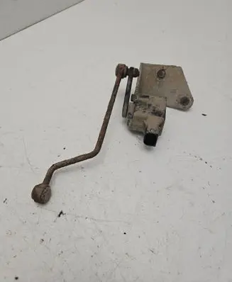 Mercedes-Benz CLS C219 Rear air suspension level height sensor A0105427717