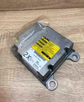 Toyota Avensis T250 Airbag control unit/module 8917005220 215955102