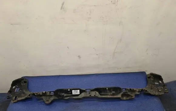 BMW 5 E60 E61 Front bumper corner part panel trim 7207109