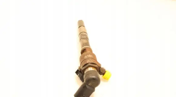 Skoda Fabia Mk2 (5J) Fuel injector 03L130277B