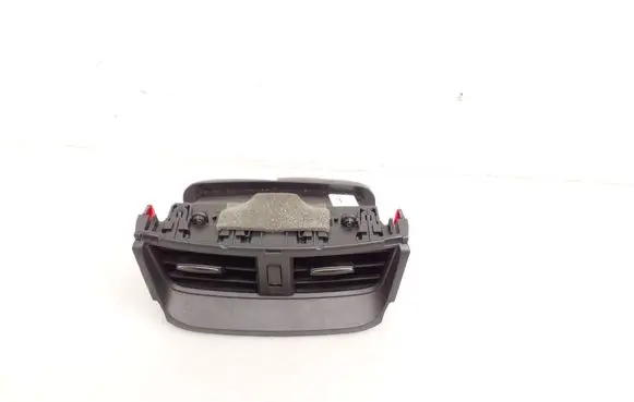 Lexus ES 300h (7th Gen) Rear air vent grill 5568533020