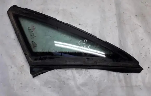 Audi A8 S8 D2 4D Rear side window