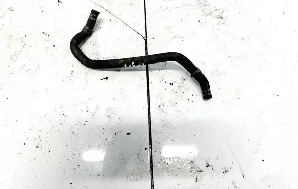 Volkswagen Golf V Breather hose/pipe 1k01214475 uset