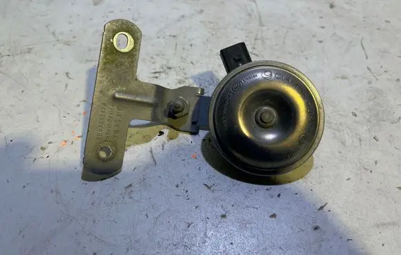 Volkswagen Atlas Alarm system siren 5G0951101A 6044FB4427
