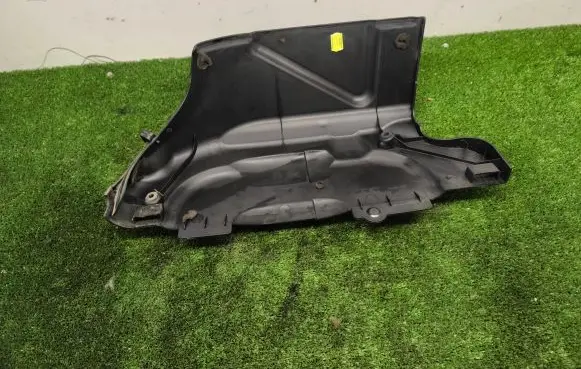 BMW 5 E60 E61 Engine cover (trim) 14389710 7789009