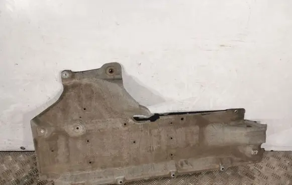Nissan 370Z Center/middle under tray cover 748141EA0A