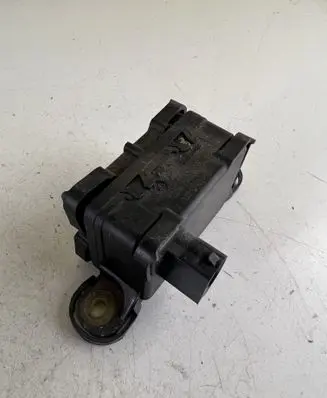 Jeep Grand Cherokee (WK) ESP acceleration yaw rate sensor P56029327AB 56029327AB VR35K01E61