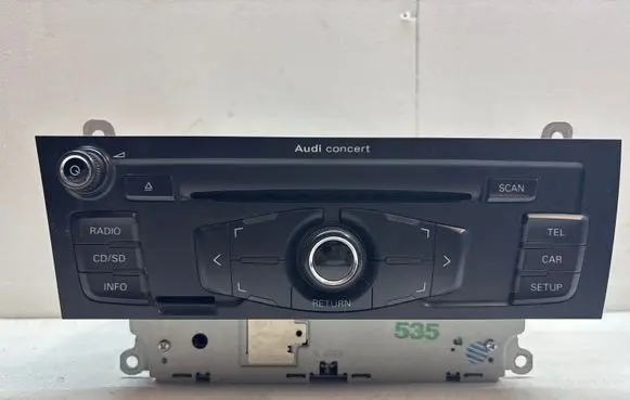 Audi A4 S4 B8 8K Radio/CD/DVD/GPS head unit 8T1035186B
