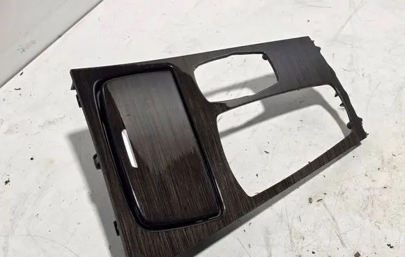 BMW 7 F01 F02 F03 F04 Cup holder front 9113863 11112008 46568