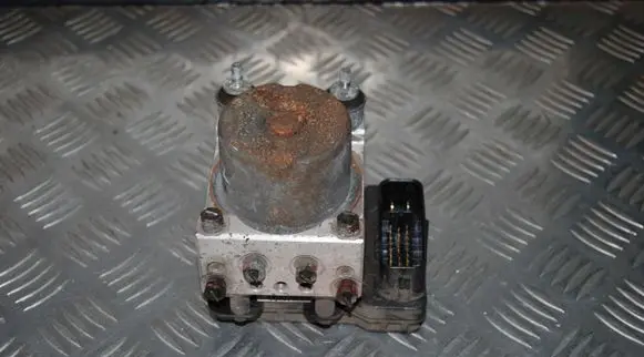 Mitsubishi Lancer ABS Pump MB52WDE62081 B38W