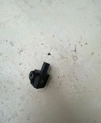 Volkswagen T-Roc Airbag deployment crash/impact sensor 5Q0959651B 230921 8925177