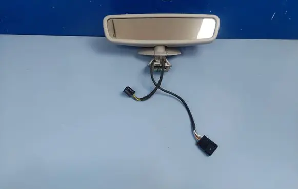 Mercedes-Benz E W211 Rear view mirror (interior) 2118101517 E1010696