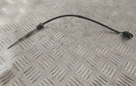 BMW 5 F10 F11 Oil temperature sensor 7804177