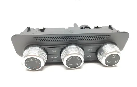 Audi A1 Climate control unit 8XA820043 901560070000