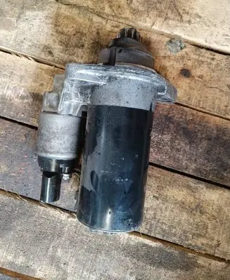 Volkswagen Touran I Starter motor