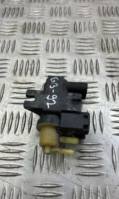 Volvo XC60 Turbo solenoid valve 31293964