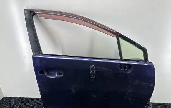 Subaru Impreza IV Front door