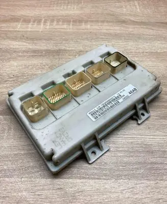 Chrysler Voyager Central body control module P04692246AB