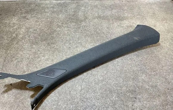 Volvo XC40 (A) pillar trim 32244572