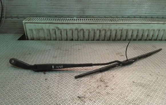 Dodge Durango Windshield/front glass wiper blade 