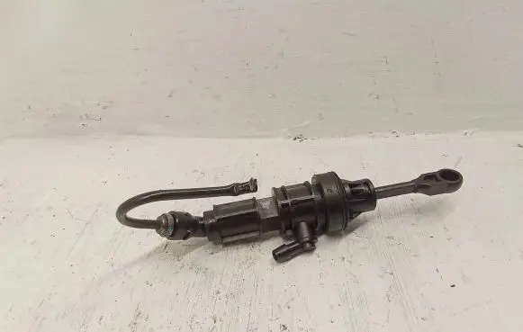 Mitsubishi Outlander Clutch master cylinder