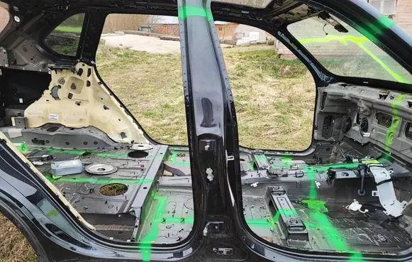 BMW X5 F15 Rear sill (body part) 
