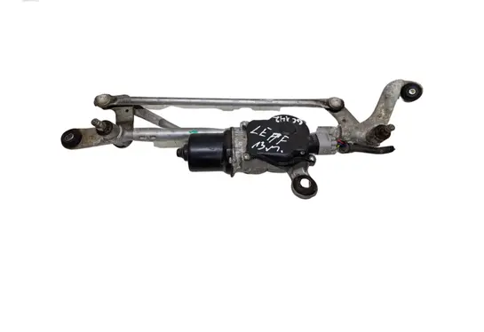 Nissan Leaf I (ZE0) Front wiper linkage and motor WM07C