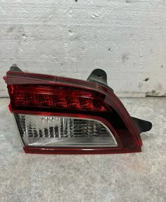 Subaru Outback (BS) Tailgate rear/tail lights 84912AL080 13260228